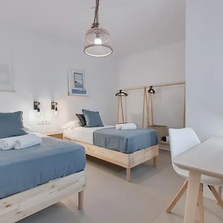 El Submarino Coastal Apartament *