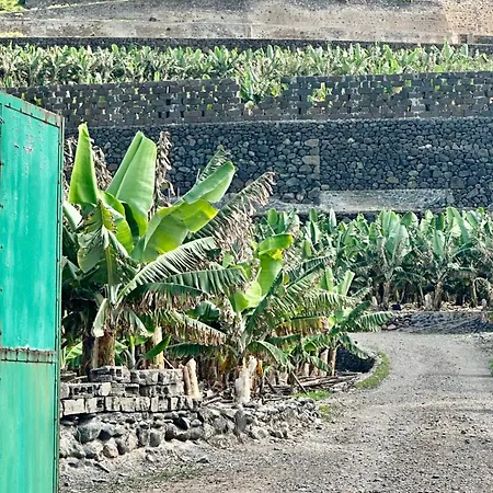 El Submarino Coastal Appartement *