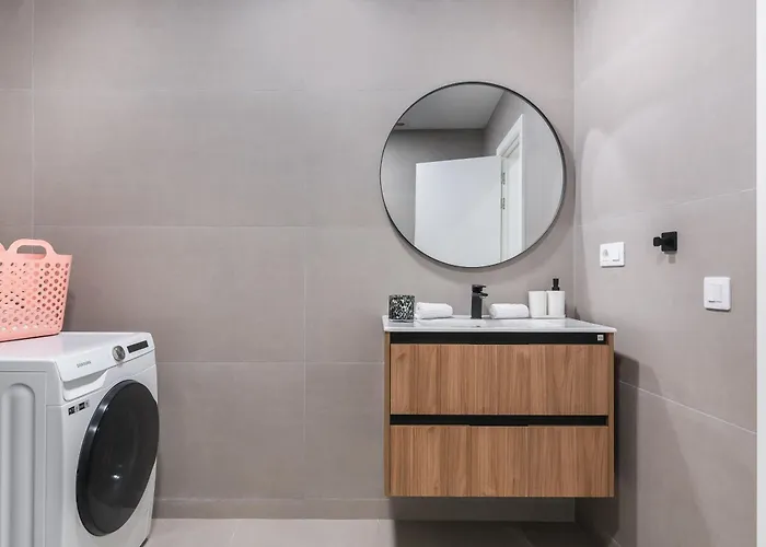 El Submarino Coastal * Santa Maria de Guia de Gran Canaria